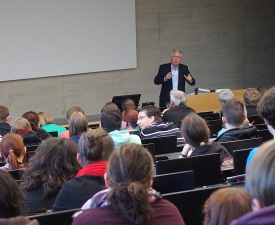 Die Ringvorlesung „NachHALLtig“ – ein Projekt der Studentischen Förderinitiative