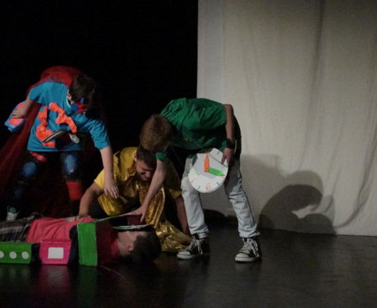 The Fantastic Superheroes im Theater Mandroschke